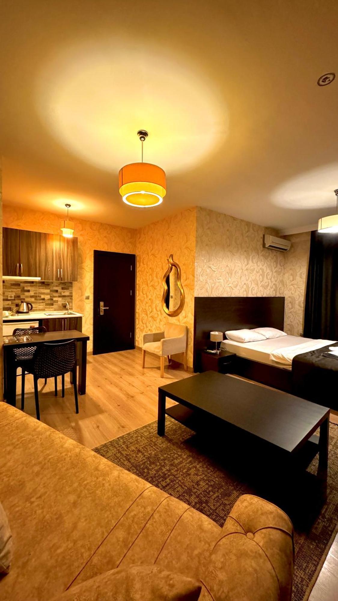 Bossuite Maltepe Provincia di Istanbul
