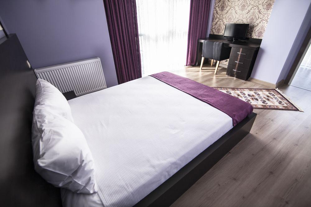 Bossuite Maltepe Provincia di Istanbul